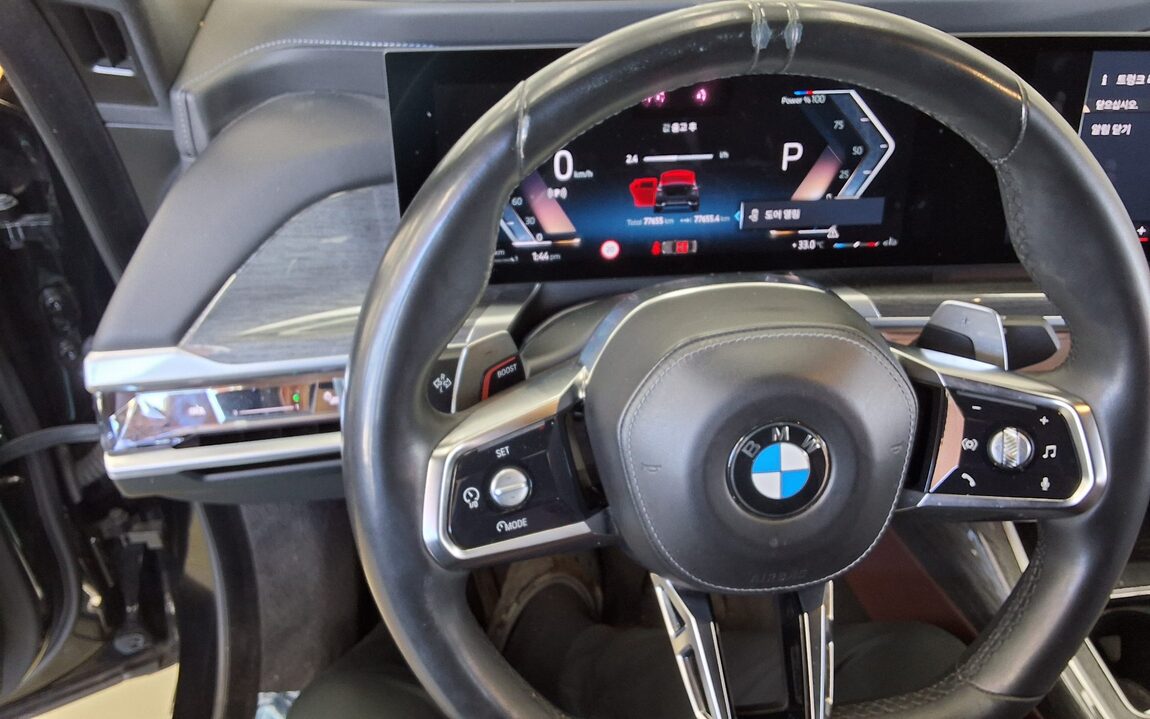 BMW 7 SERIES (7TH GEN) 740i xDRIVE M SPORT 2024 - zdjęcie 17