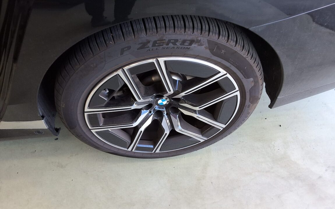 BMW 7 SERIES (7TH GEN) 740i xDRIVE M SPORT 2024 - zdjęcie 25