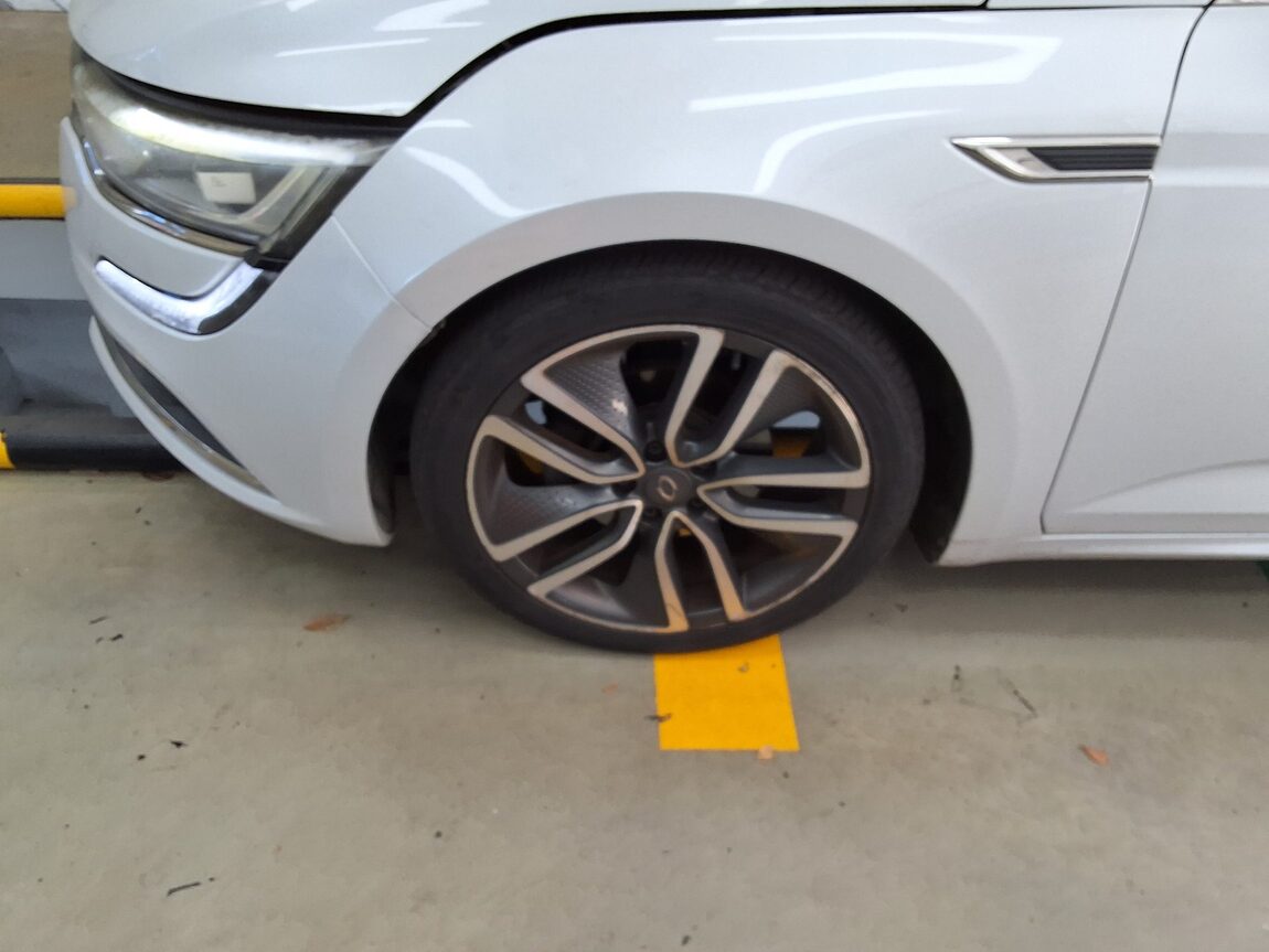 RENAULT (SAMSUNG) SM6 1.6 TCe LE 2016 - zdjęcie 19