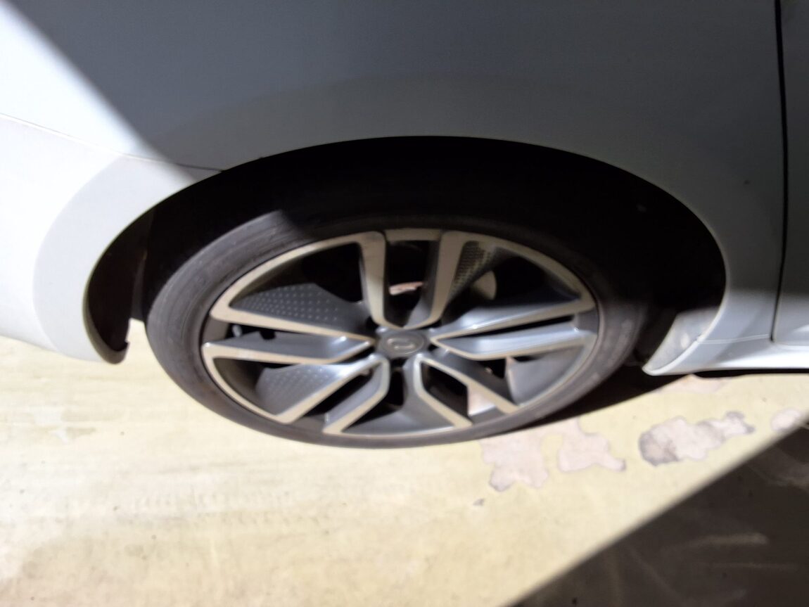 RENAULT (SAMSUNG) SM6 1.6 TCe LE 2016 - zdjęcie 22