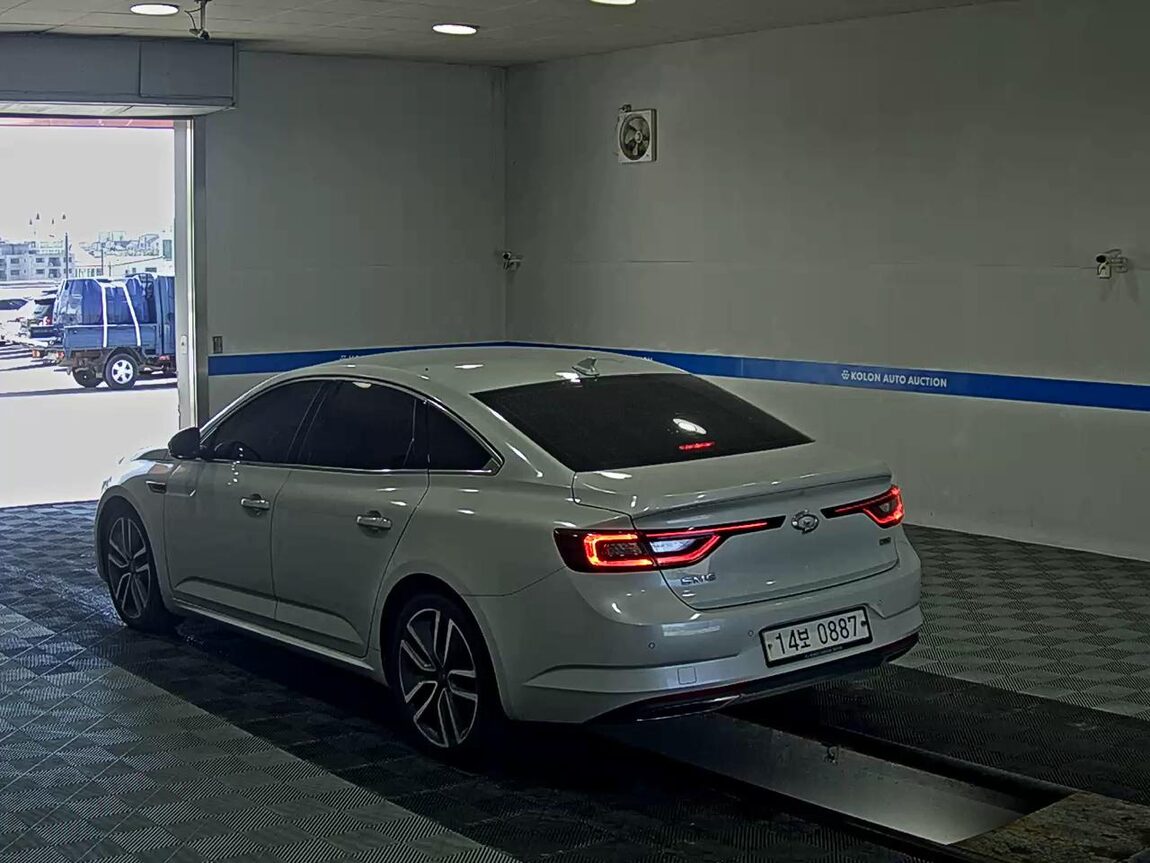 RENAULT (SAMSUNG) SM6 1.6 TCe LE 2016 - zdjęcie 6