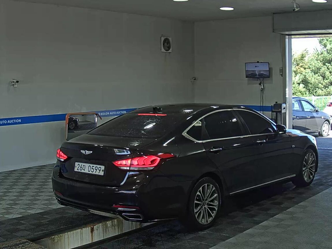 HYUNDAI GENESIS DH G330 MODERN 2016 - zdjęcie 5
