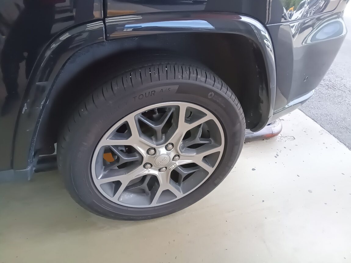 JEEP GRAND CHEROKEE (WK2) 3.6 V6 OVERLAND 2019 - zdjęcie 25