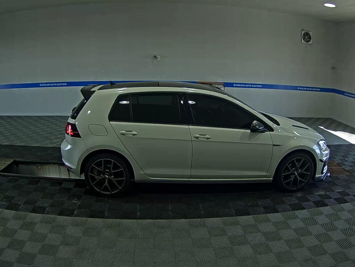 VOLKSWAGEN GOLF (7TH GEN) 2.0 TDI 40TH ANNIVERSARY EDITION 2015 - zdjęcie 4