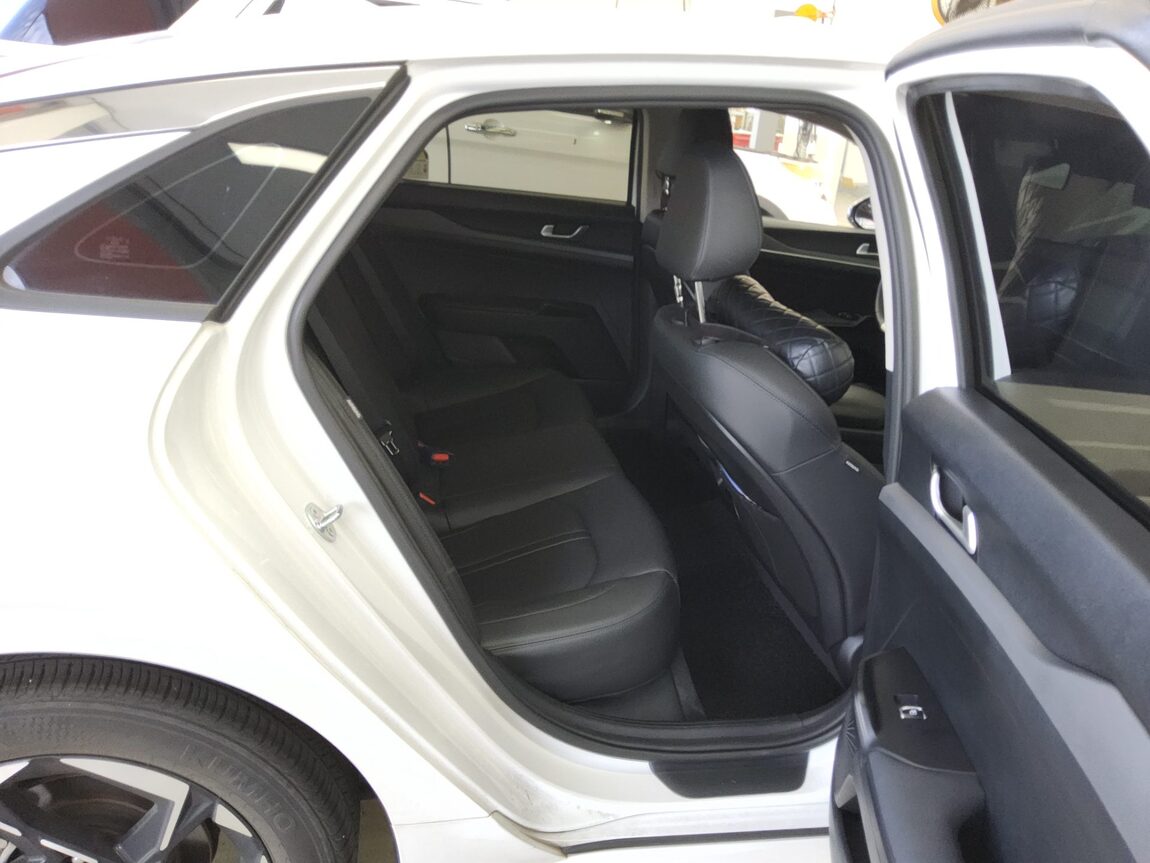 KIA THE NEW K5 (DL3) 2.0 GASOLINE PRESTIGE 2024 - zdjęcie 13