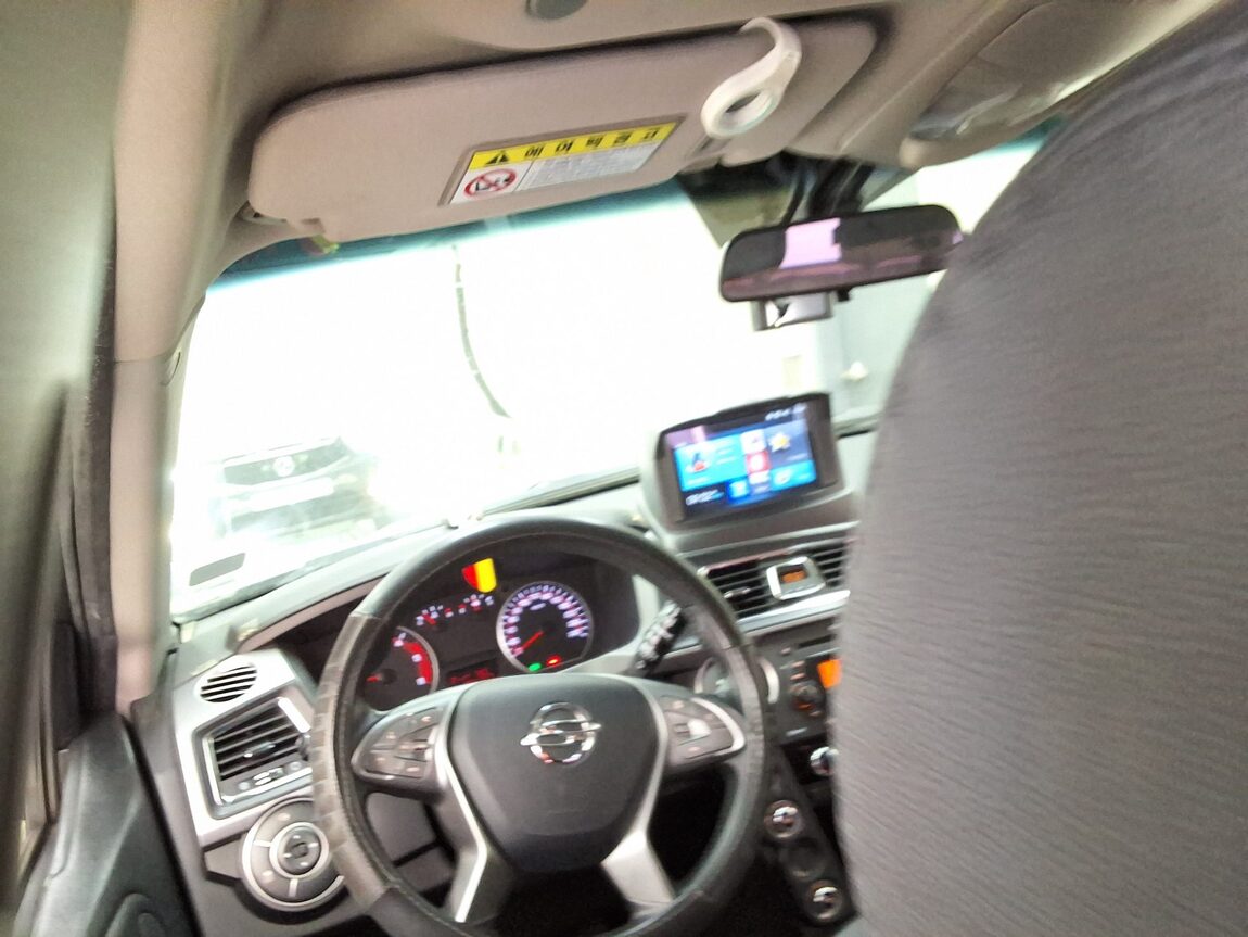 KG MOBILITY (SSANGYONG) THE NEW KORANDO SPORTS 2.2 4WD CX7 PASSION 2017 - zdjęcie 12