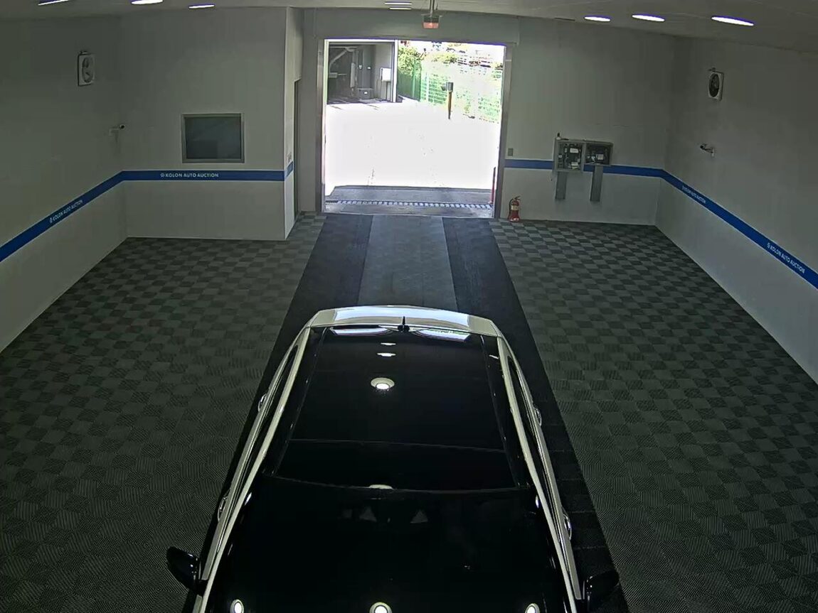 MERCEDES-BENZ E-CLASS (4TH GEN) E300 4MATIC AVANTGARDE 2014 - zdjęcie 7