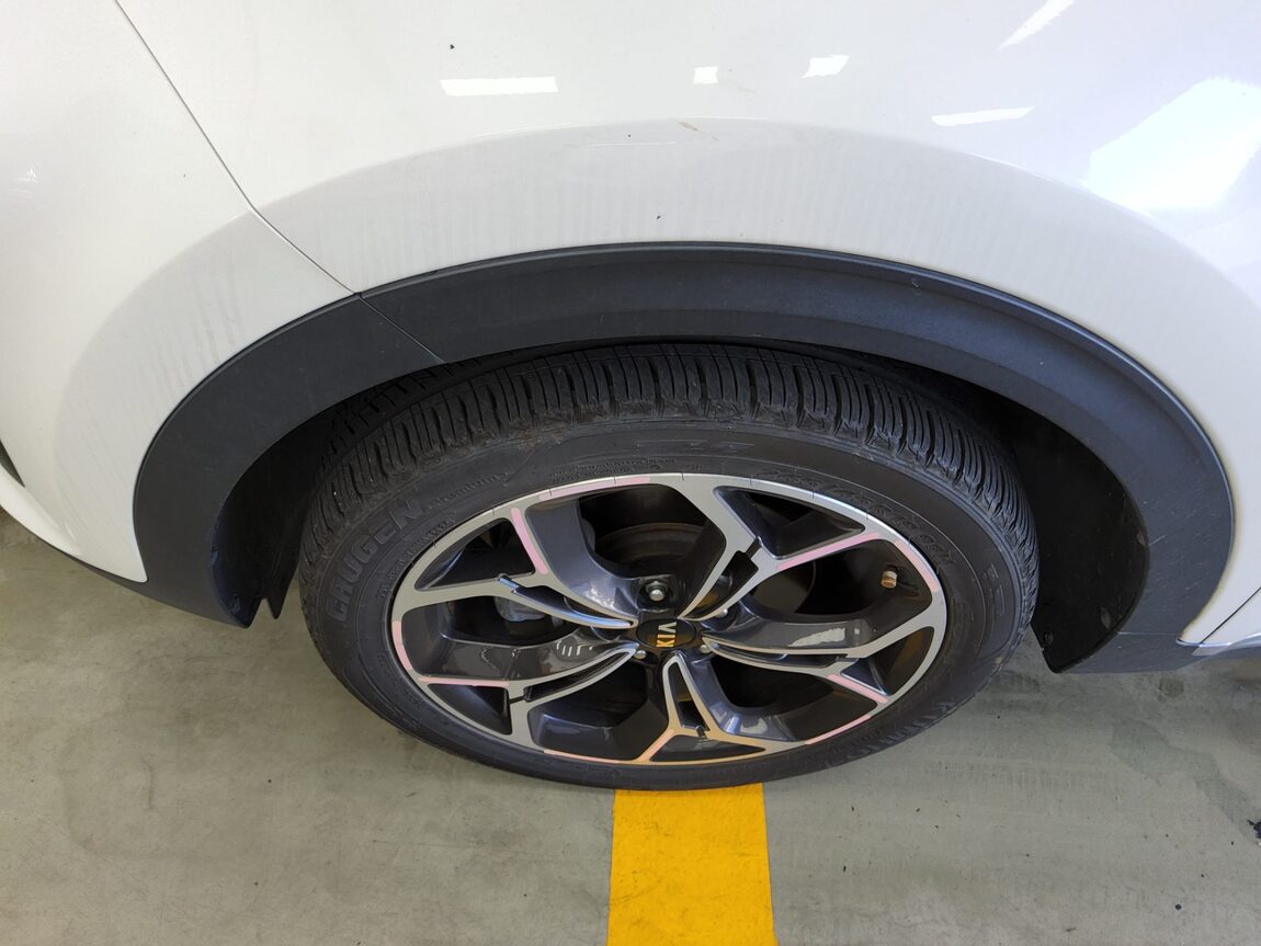 KIA SPORTAGE THE BOLD 2.0 GASOLINE PRESTIGE 2020 - zdjęcie 22