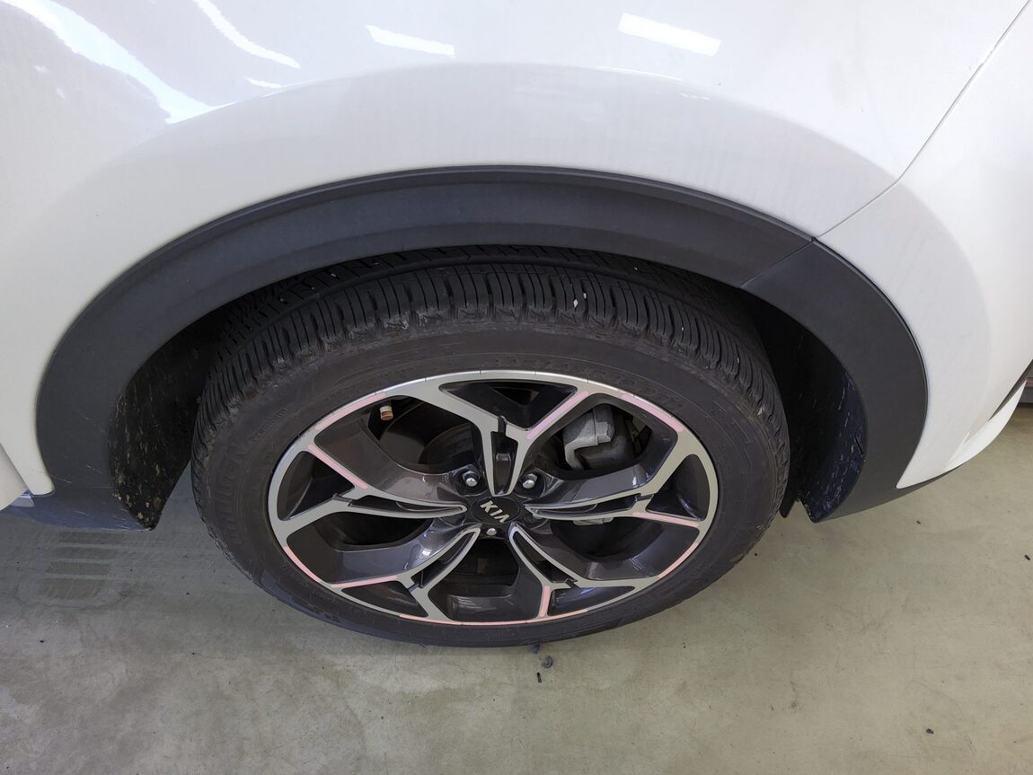 KIA SPORTAGE THE BOLD 2.0 GASOLINE PRESTIGE 2020 - zdjęcie 24