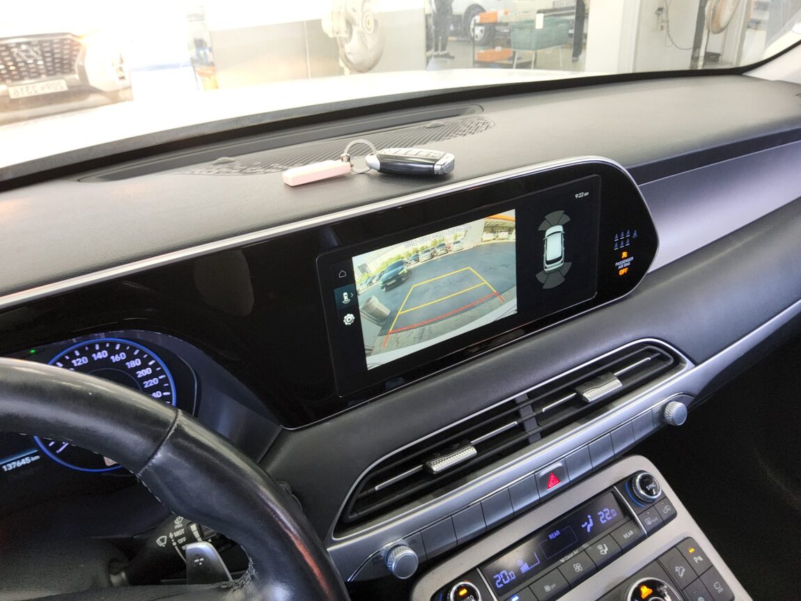 HYUNDAI PALISADE 3.8 GASOLINE AWD EXCLUSIVE 2022 - zdjęcie 17