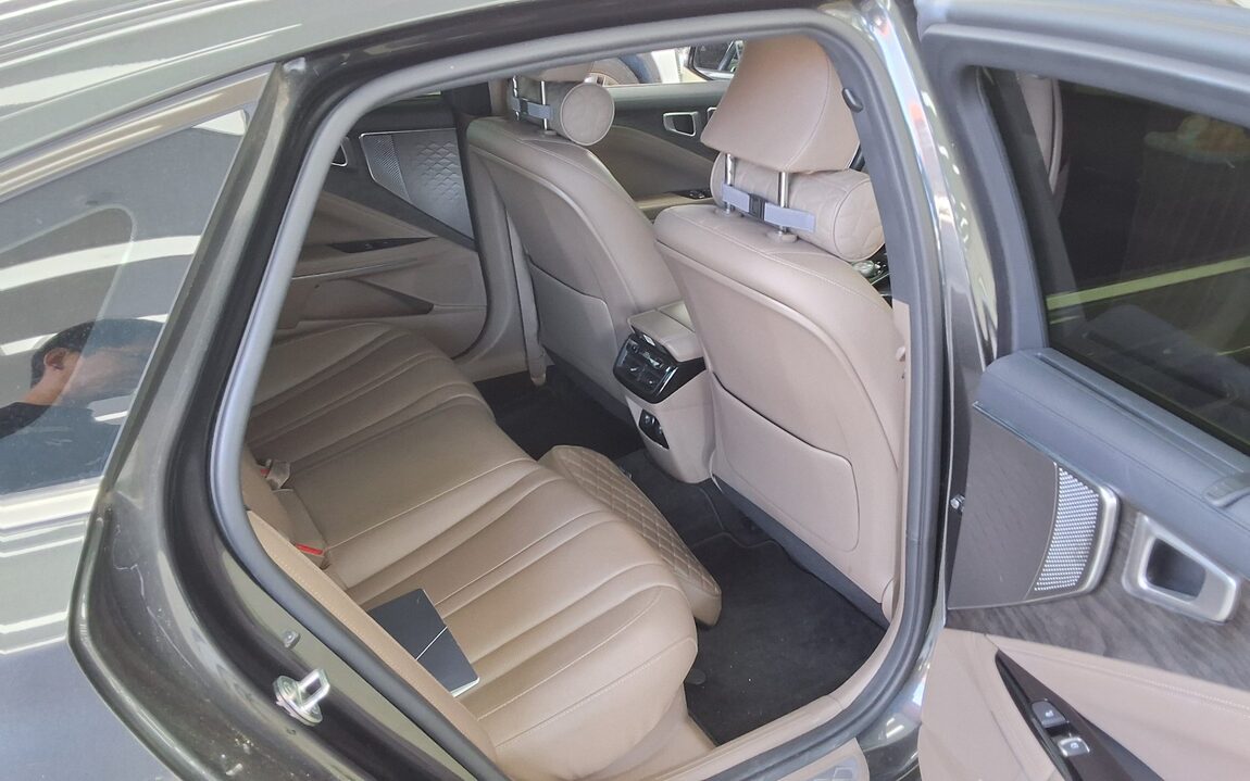 KIA K8 HYBRID HEV NOBLESSE 2022 - zdjęcie 13
