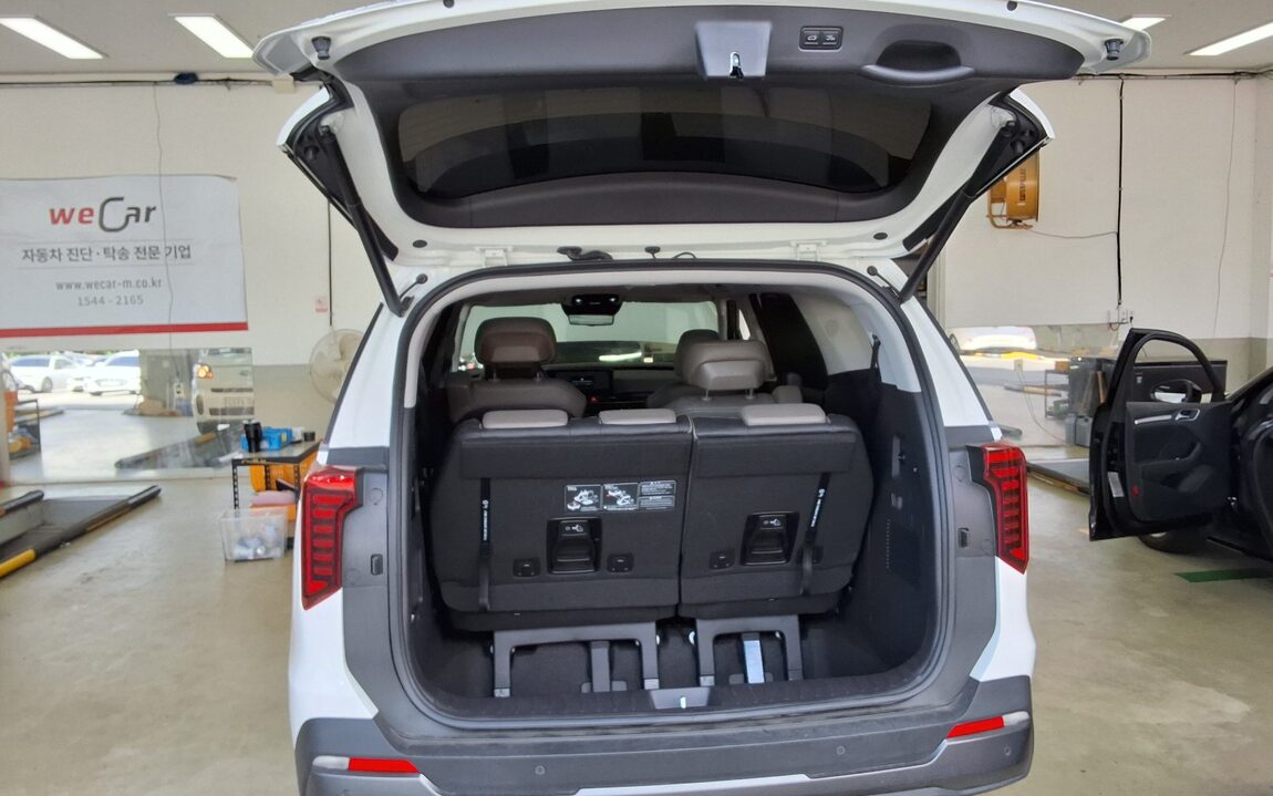 KIA THE NEW CARNIVAL HYBRID (KA4) 1.6 HEV 7-SEATER SIGNATURE GRAVITY 2025 - zdjęcie 15