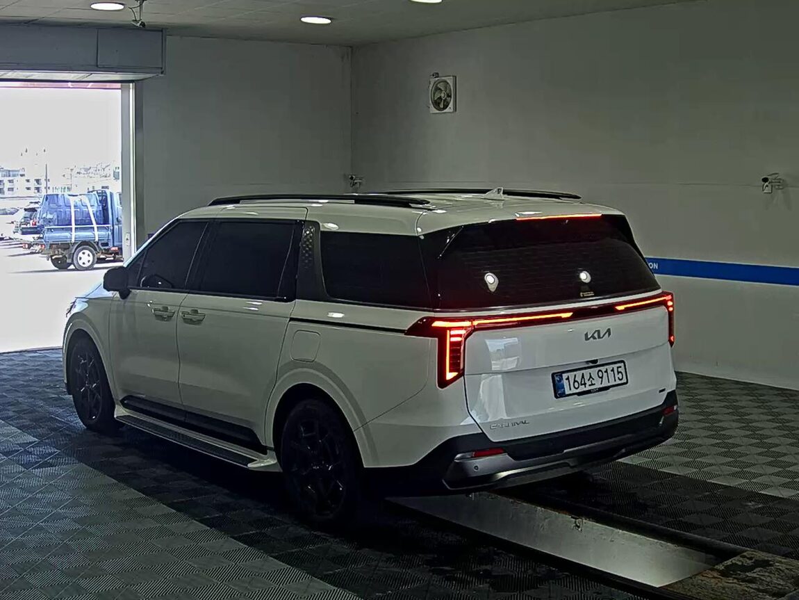KIA THE NEW CARNIVAL HYBRID (KA4) 1.6 HEV 7-SEATER SIGNATURE GRAVITY 2025 - zdjęcie 6