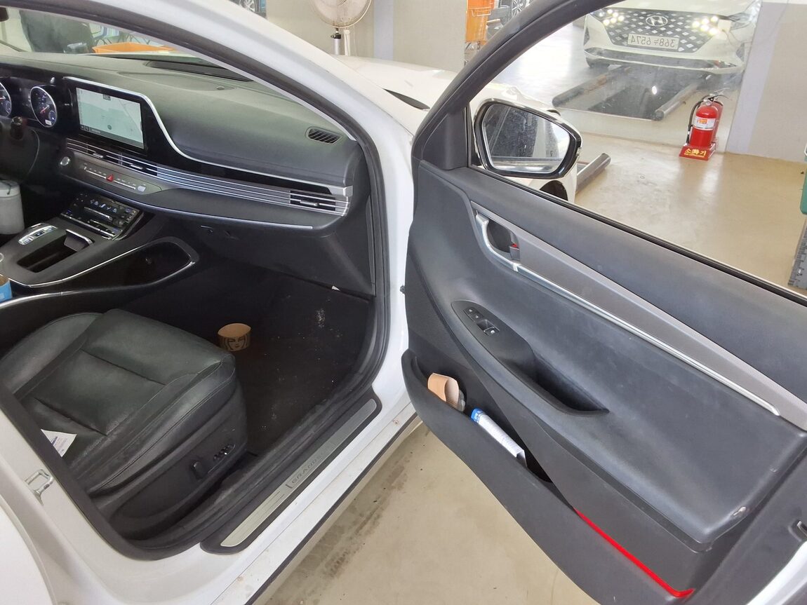 HYUNDAI THE NEW GRANDEUR IG LPi 3.0 RENTAL CAR PREMIUM 2021 - zdjęcie 14