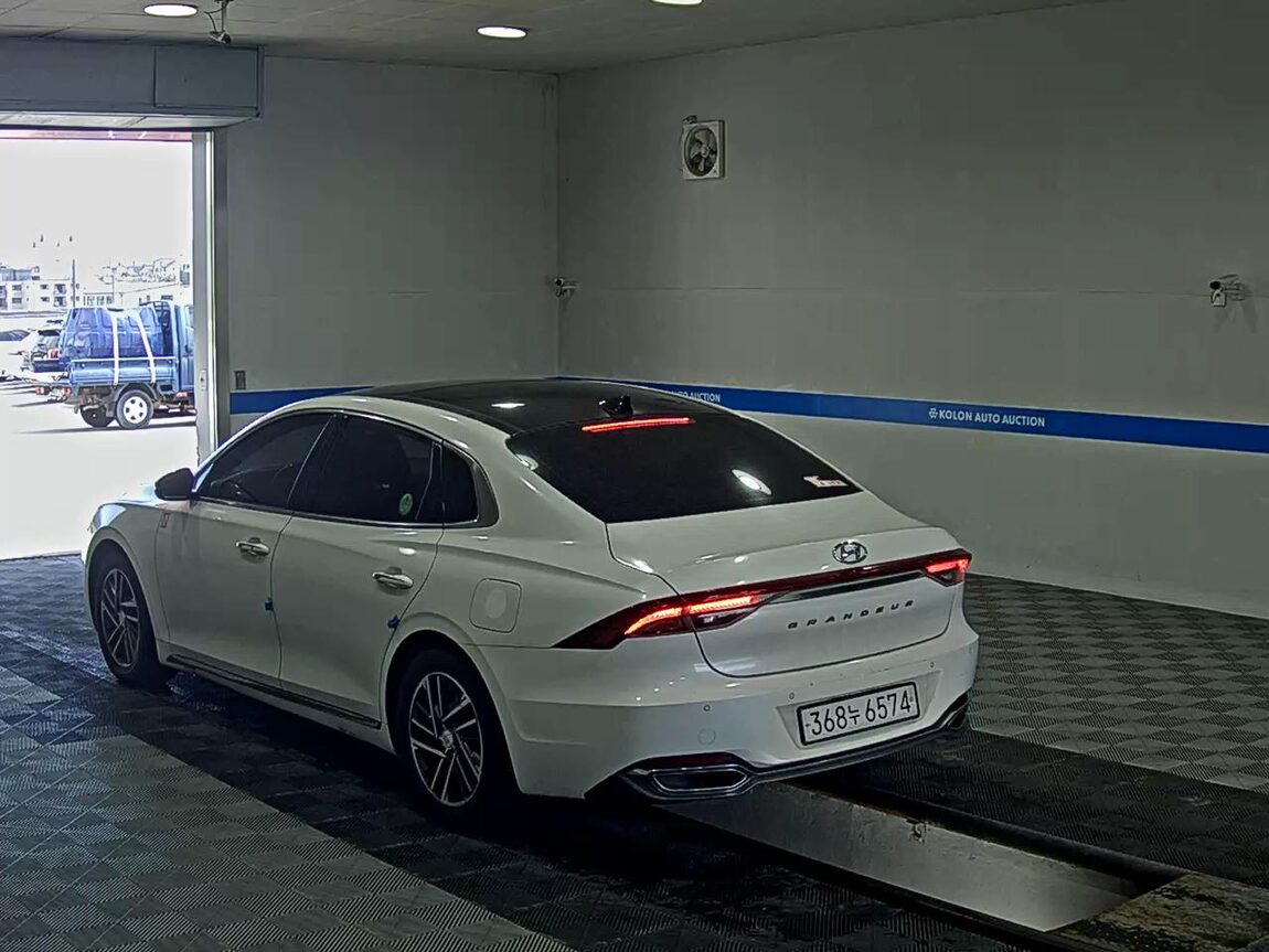 HYUNDAI THE NEW GRANDEUR IG LPi 3.0 RENTAL CAR PREMIUM 2021 - zdjęcie 6