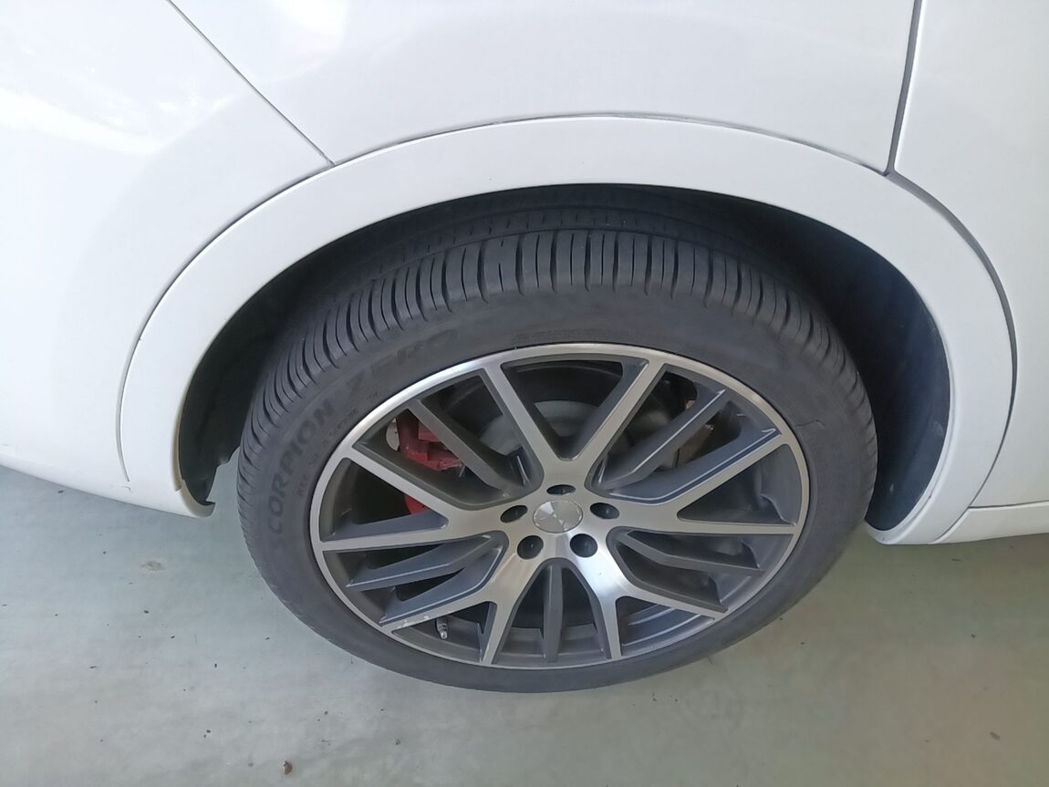 MASERATI LEVANTE 3.0 DIESEL 2017 - zdjęcie 25