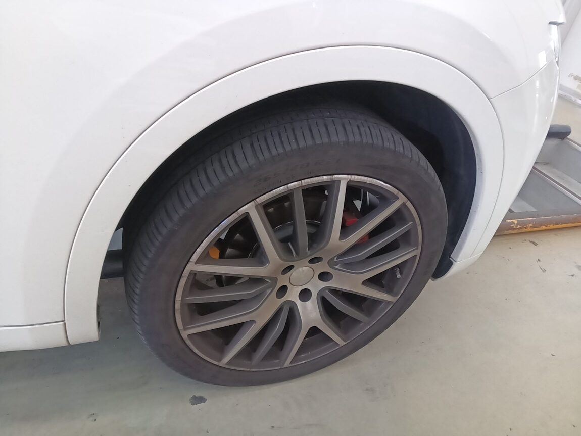MASERATI LEVANTE 3.0 DIESEL 2017 - zdjęcie 24
