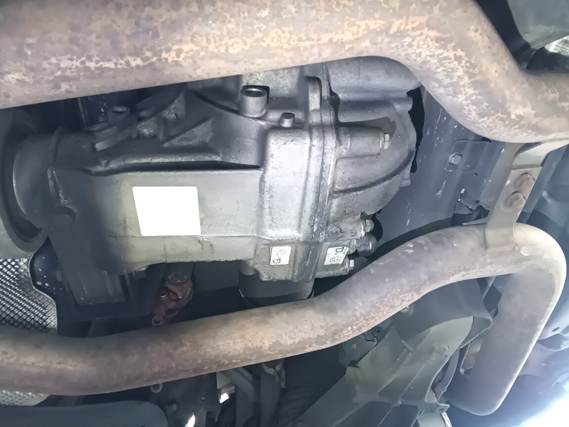 MASERATI LEVANTE 3.0 DIESEL 2017 - zdjęcie 32