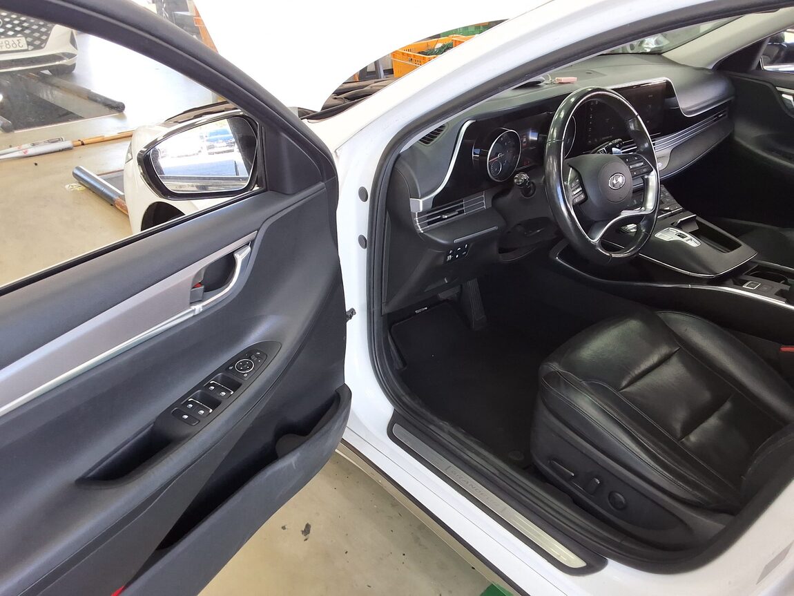 HYUNDAI THE NEW GRANDEUR IG LPi 3.0 RENTAL CAR PREMIUM 2021 - zdjęcie 11