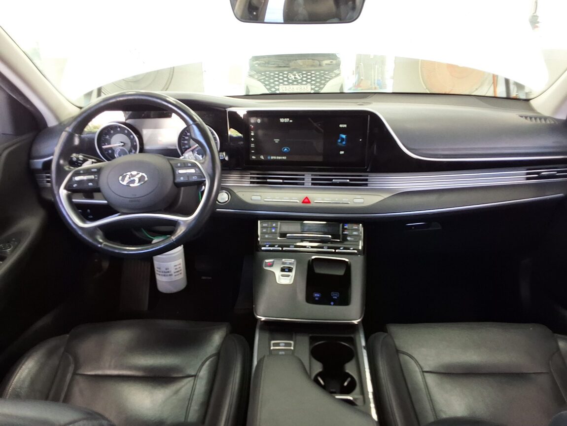 HYUNDAI THE NEW GRANDEUR IG LPi 3.0 RENTAL CAR PREMIUM 2021 - zdjęcie 12