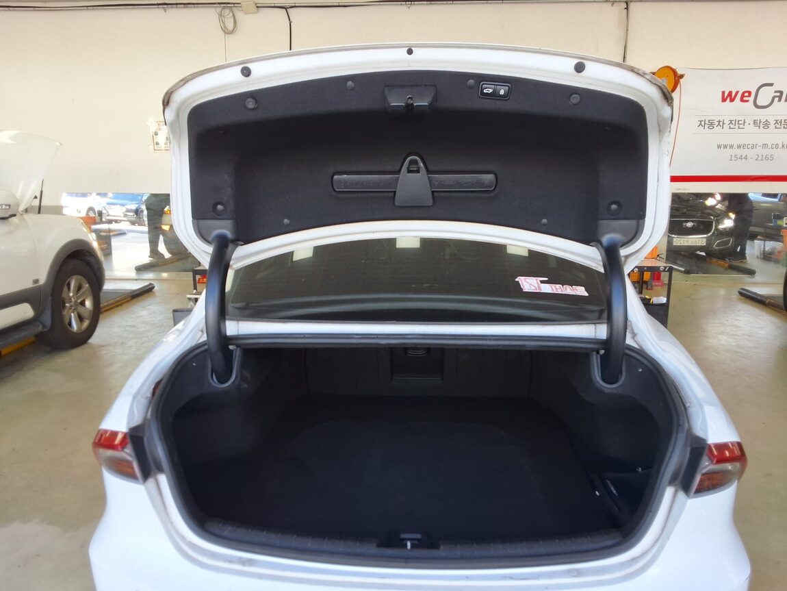 HYUNDAI THE NEW GRANDEUR IG LPi 3.0 RENTAL CAR PREMIUM 2021 - zdjęcie 16