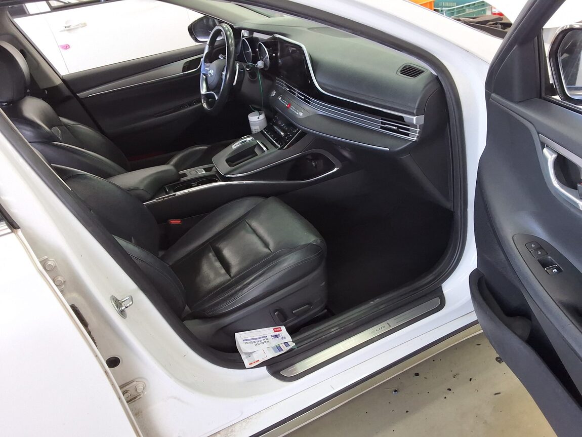 HYUNDAI THE NEW GRANDEUR IG LPi 3.0 RENTAL CAR PREMIUM 2021 - zdjęcie 15
