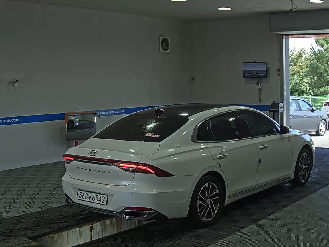 HYUNDAI THE NEW GRANDEUR IG LPi 3.0 RENTAL CAR PREMIUM 2021 - zdjęcie 5