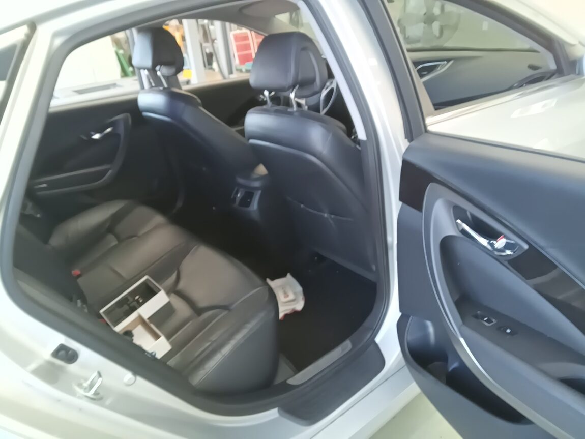 HYUNDAI GRANDEUR HG DIESEL HG 220 MODERN 2016 - zdjęcie 13