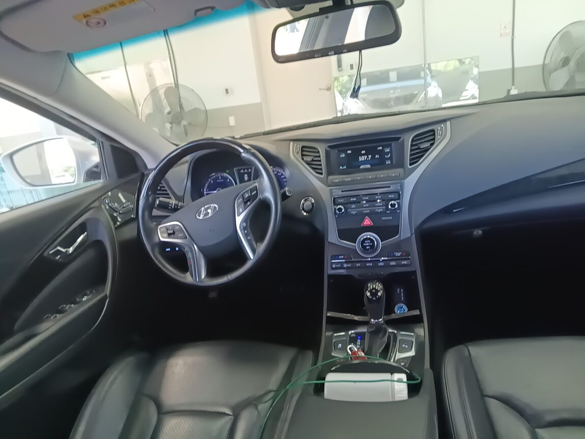 HYUNDAI GRANDEUR HG DIESEL HG 220 MODERN 2016 - zdjęcie 21