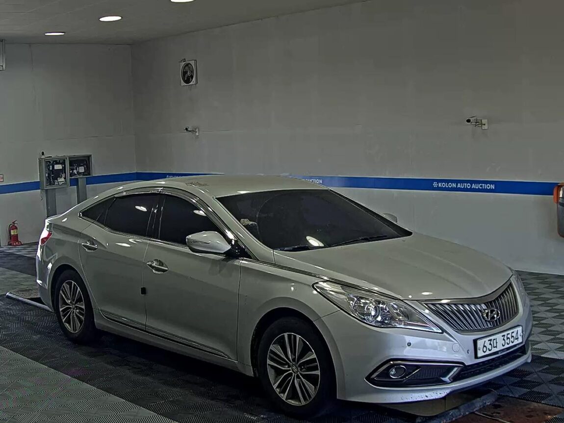 HYUNDAI GRANDEUR HG DIESEL HG 220 MODERN 2016 - zdjęcie 3