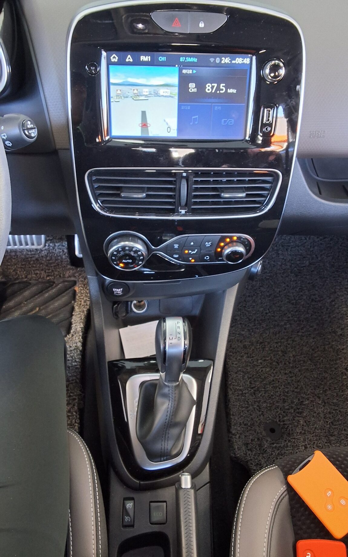 RENAULT (SAMSUNG) CLIO 1.5 DIESEL INTENSE 2018 - zdjęcie 18