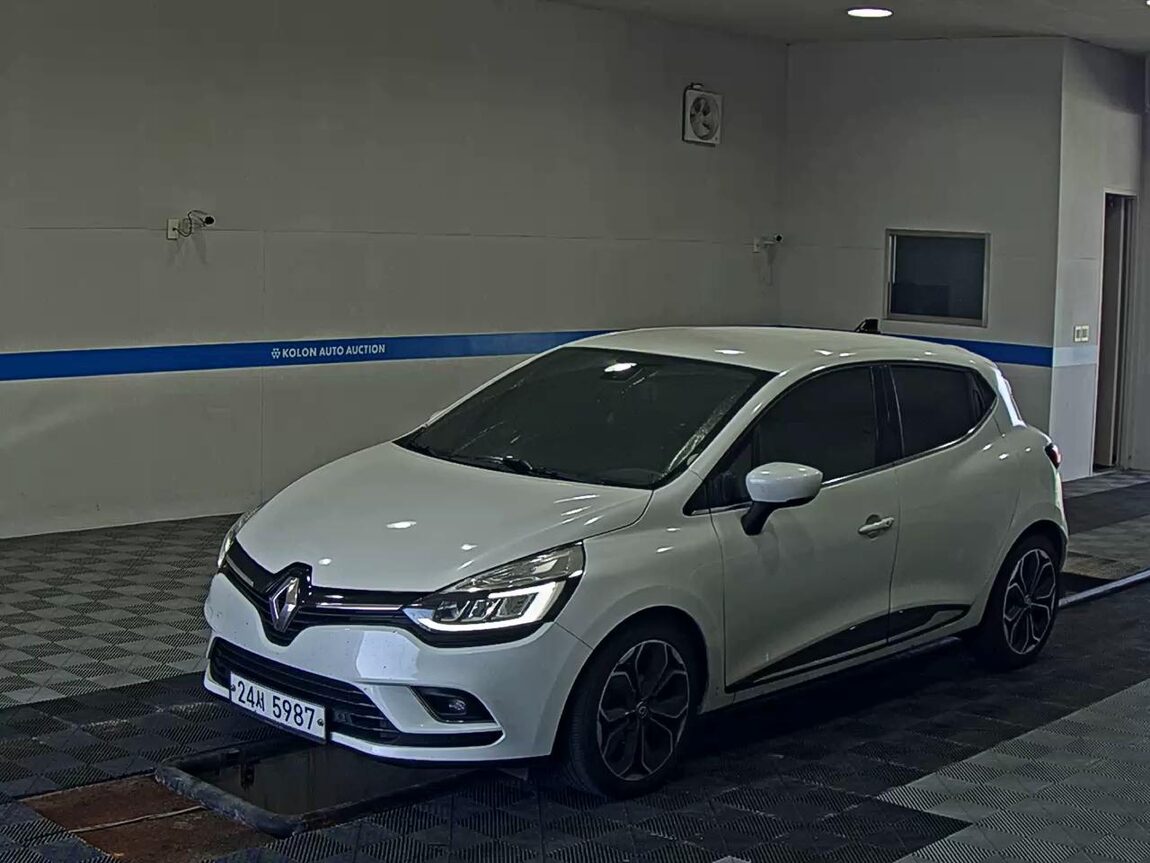 RENAULT (SAMSUNG) CLIO 1.5 DIESEL INTENSE 2018 - zdjęcie 2