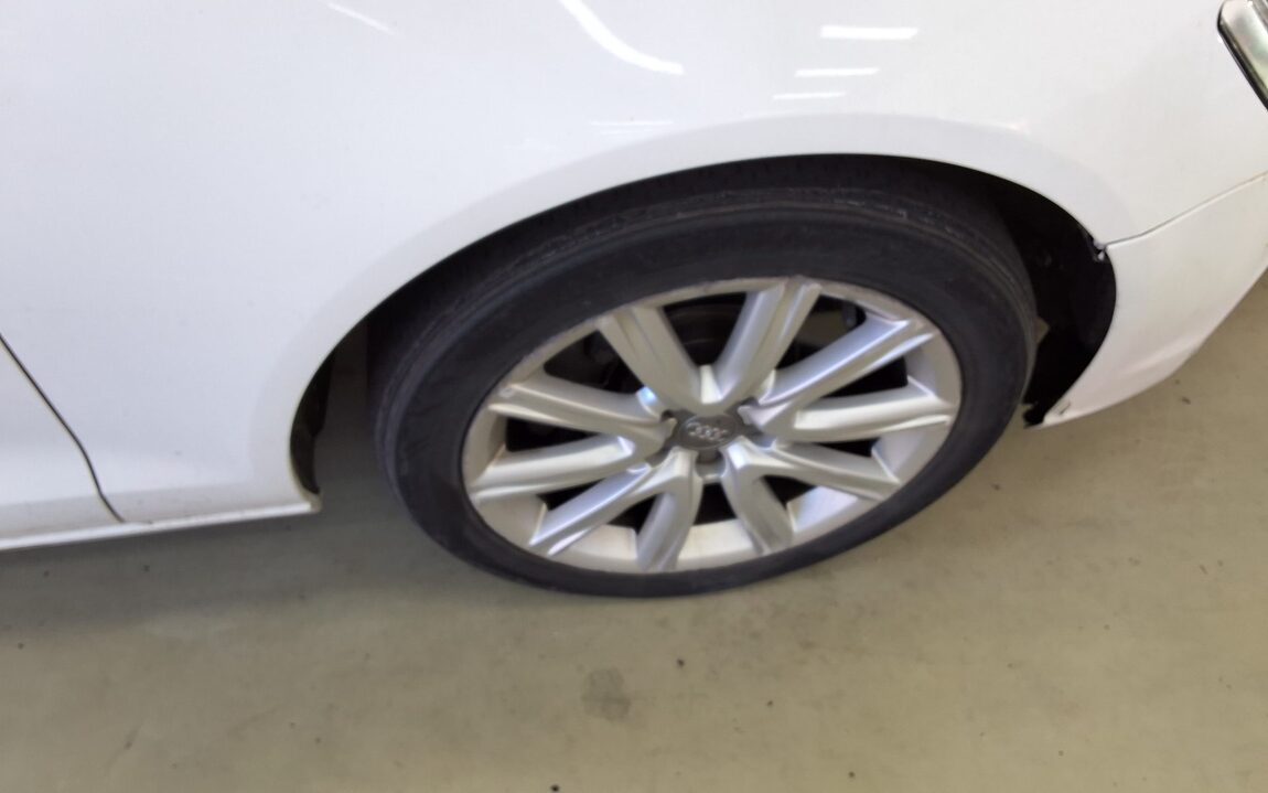 AUDI A6 (4TH GEN) 3.0 TDI QUATTRO LED PACK 2013 - zdjęcie 26