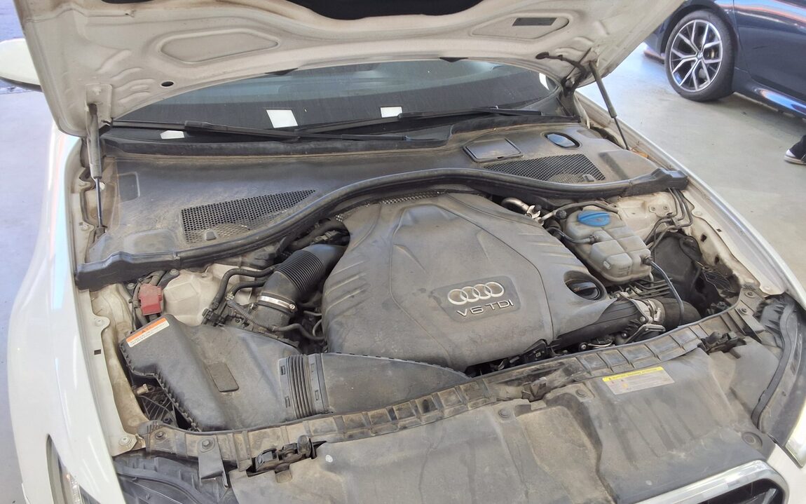 AUDI A6 (4TH GEN) 3.0 TDI QUATTRO LED PACK 2013 - zdjęcie 22