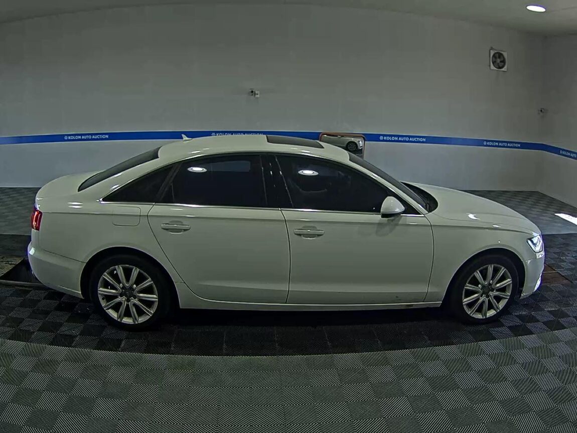 AUDI A6 (4TH GEN) 3.0 TDI QUATTRO LED PACK 2013 - zdjęcie 4