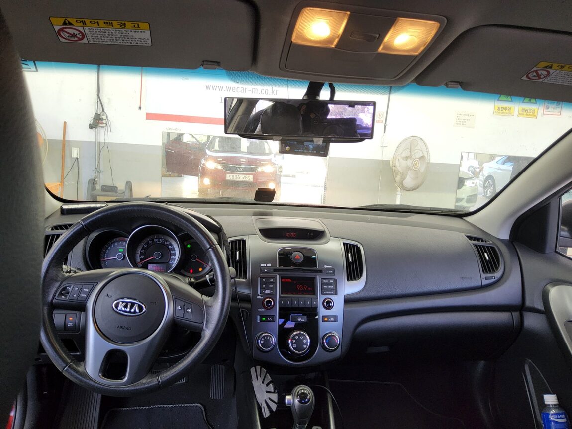 KIA FORTE 1.6 GDI LUXURY 2011 - zdjęcie 11