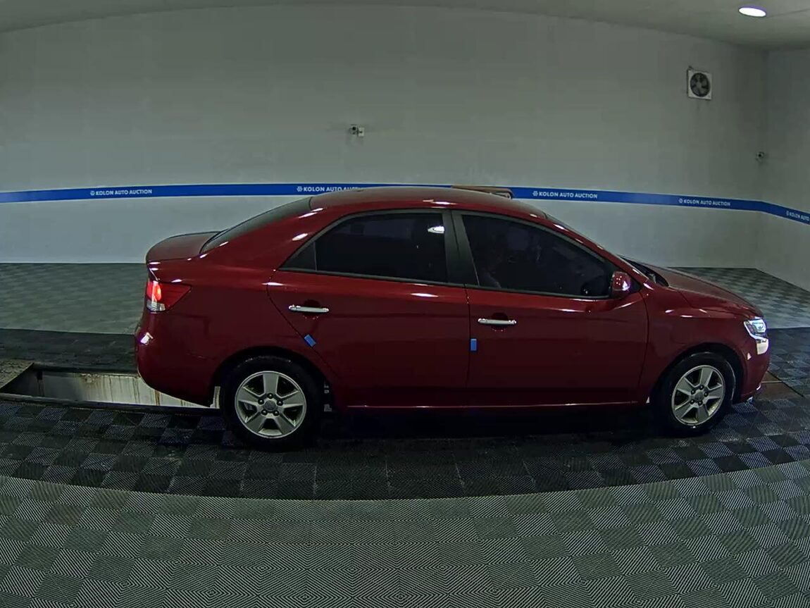 KIA FORTE 1.6 GDI LUXURY 2011 - zdjęcie 4