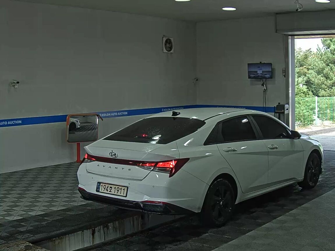 HYUNDAI AVANTE HYBRID (CN7) HEV MODERN 2023 - zdjęcie 5
