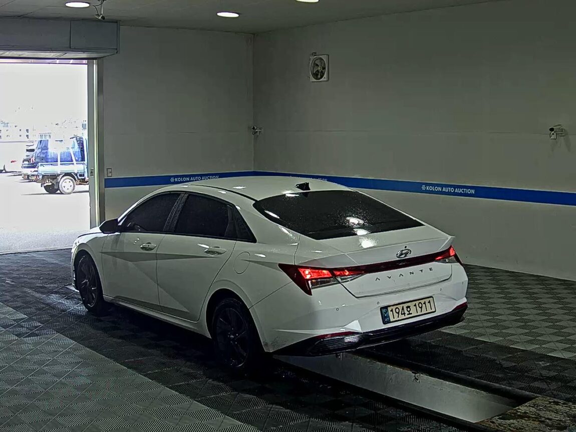 HYUNDAI AVANTE HYBRID (CN7) HEV MODERN 2023 - zdjęcie 6