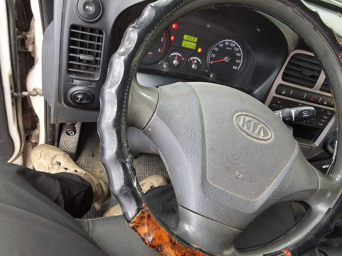 KIA BONGO III CARGO 4WD KING CAB LONG WHEELBASE 2011 - zdjęcie 19
