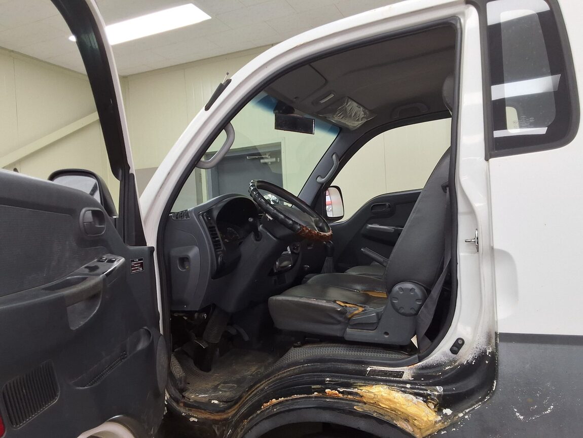 KIA BONGO III CARGO 4WD KING CAB LONG WHEELBASE 2011 - zdjęcie 11