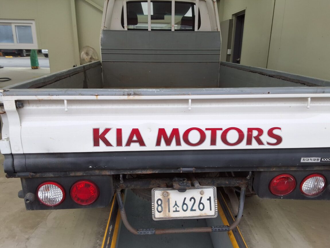 KIA BONGO III CARGO 4WD KING CAB LONG WHEELBASE 2011 - zdjęcie 13