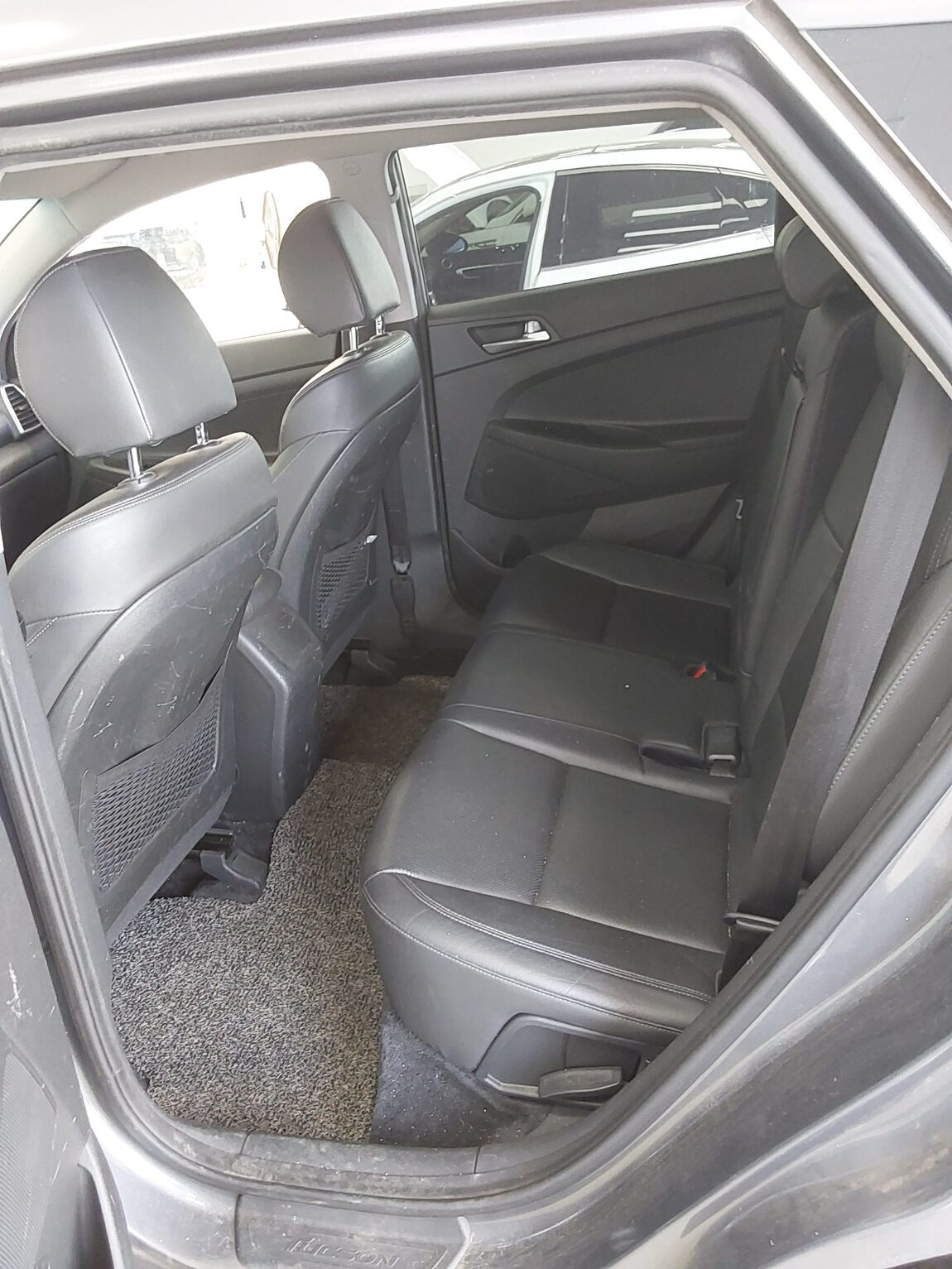 HYUNDAI NEW TUCSON 2.0 DIESEL 2WD SMART 2019 - zdjęcie 12
