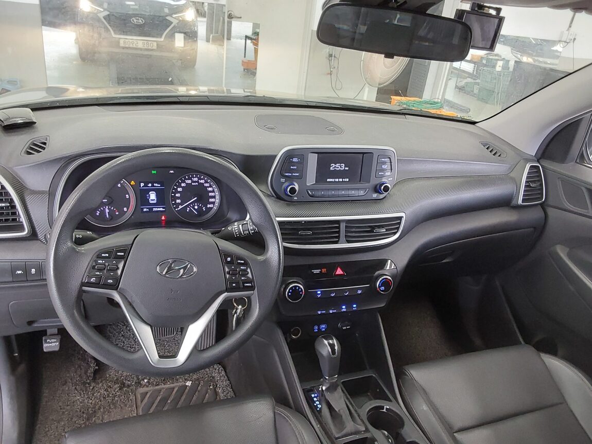 HYUNDAI NEW TUCSON 2.0 DIESEL 2WD SMART 2019 - zdjęcie 11