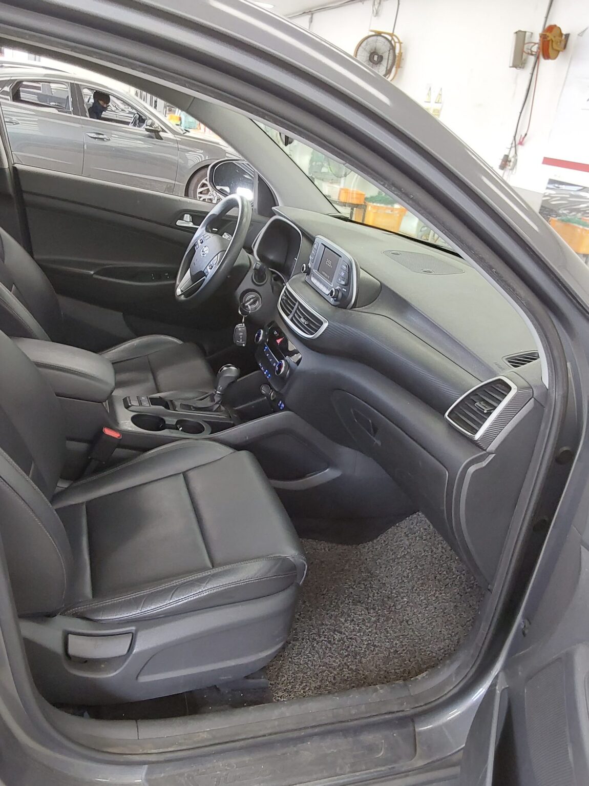 HYUNDAI NEW TUCSON 2.0 DIESEL 2WD SMART 2019 - zdjęcie 14