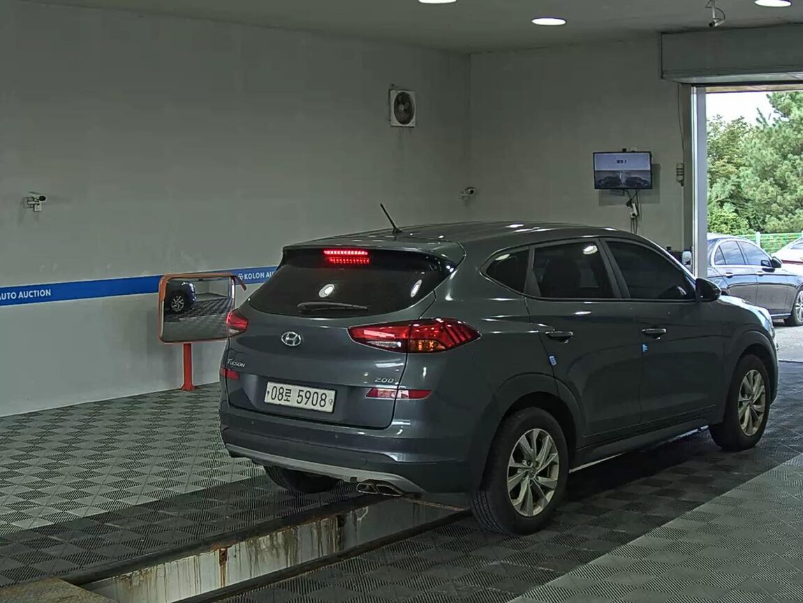 HYUNDAI NEW TUCSON 2.0 DIESEL 2WD SMART 2019 - zdjęcie 5