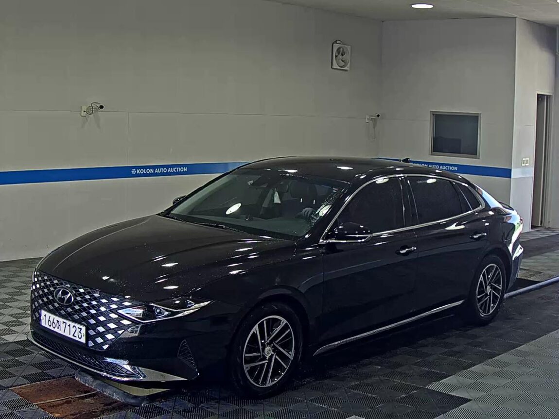 HYUNDAI THE NEW GRANDEUR IG GASOLINE 2.5 PREMIUM CHOICE 2020 - zdjęcie 2