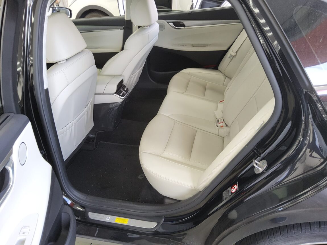 HYUNDAI THE NEW GRANDEUR IG GASOLINE 2.5 LE BLANC 2023 - zdjęcie 12
