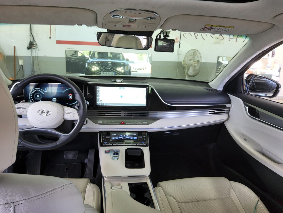 HYUNDAI THE NEW GRANDEUR IG GASOLINE 2.5 LE BLANC 2023 - zdjęcie 11