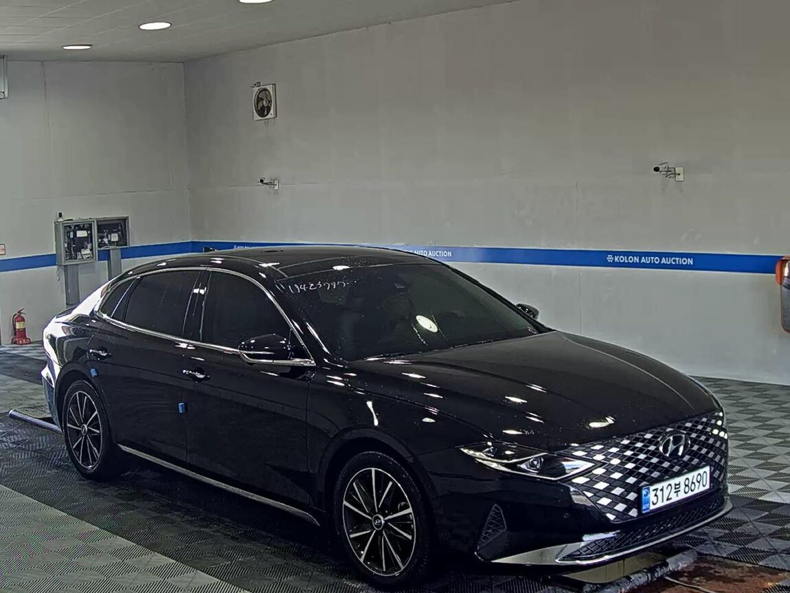 HYUNDAI THE NEW GRANDEUR IG GASOLINE 2.5 LE BLANC 2023 - zdjęcie 3